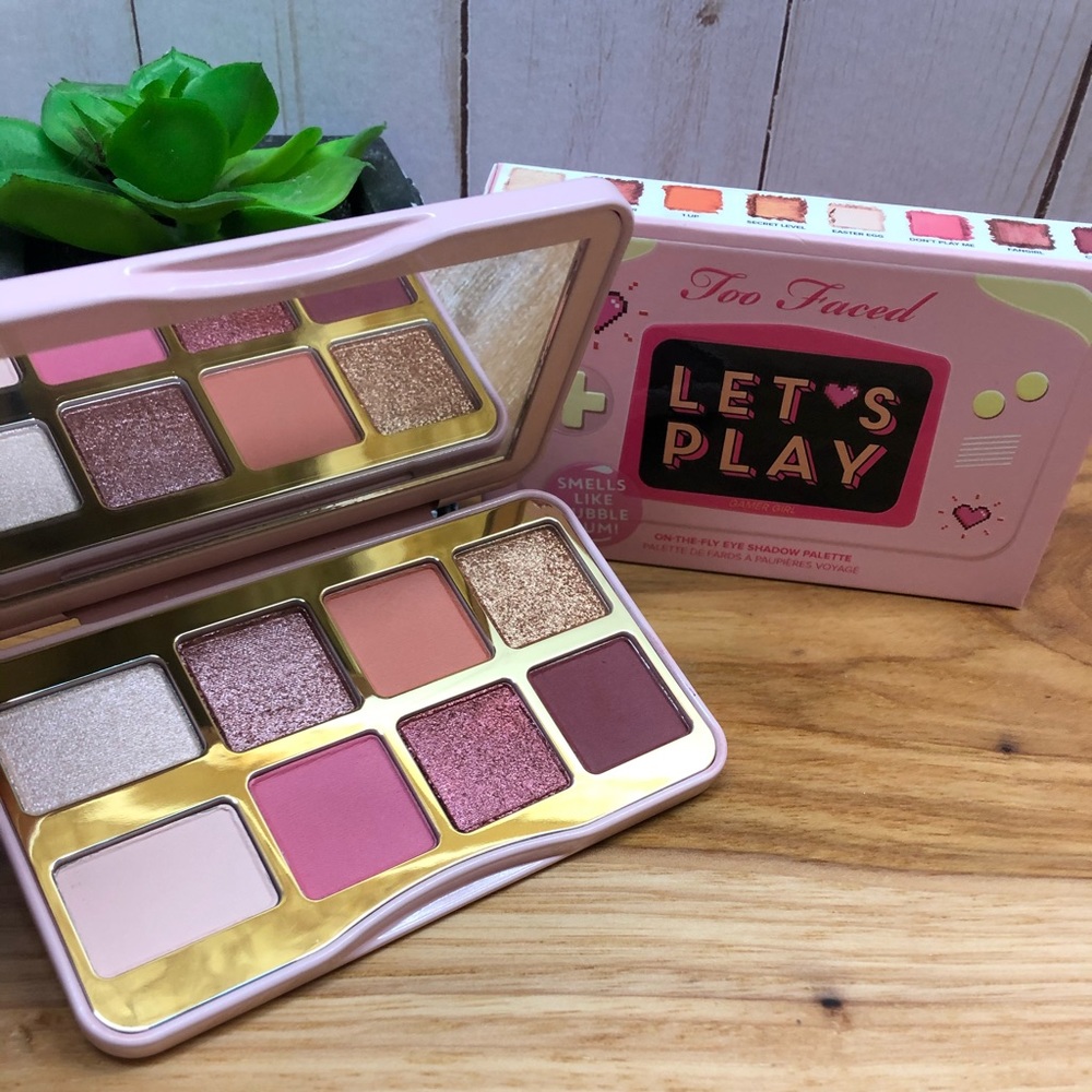 Too Faced Let's Play Mini Eye Shadow Palette